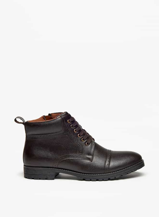 Du 4820 Elegant Perforated Chukka Boots for Men - Image 1
