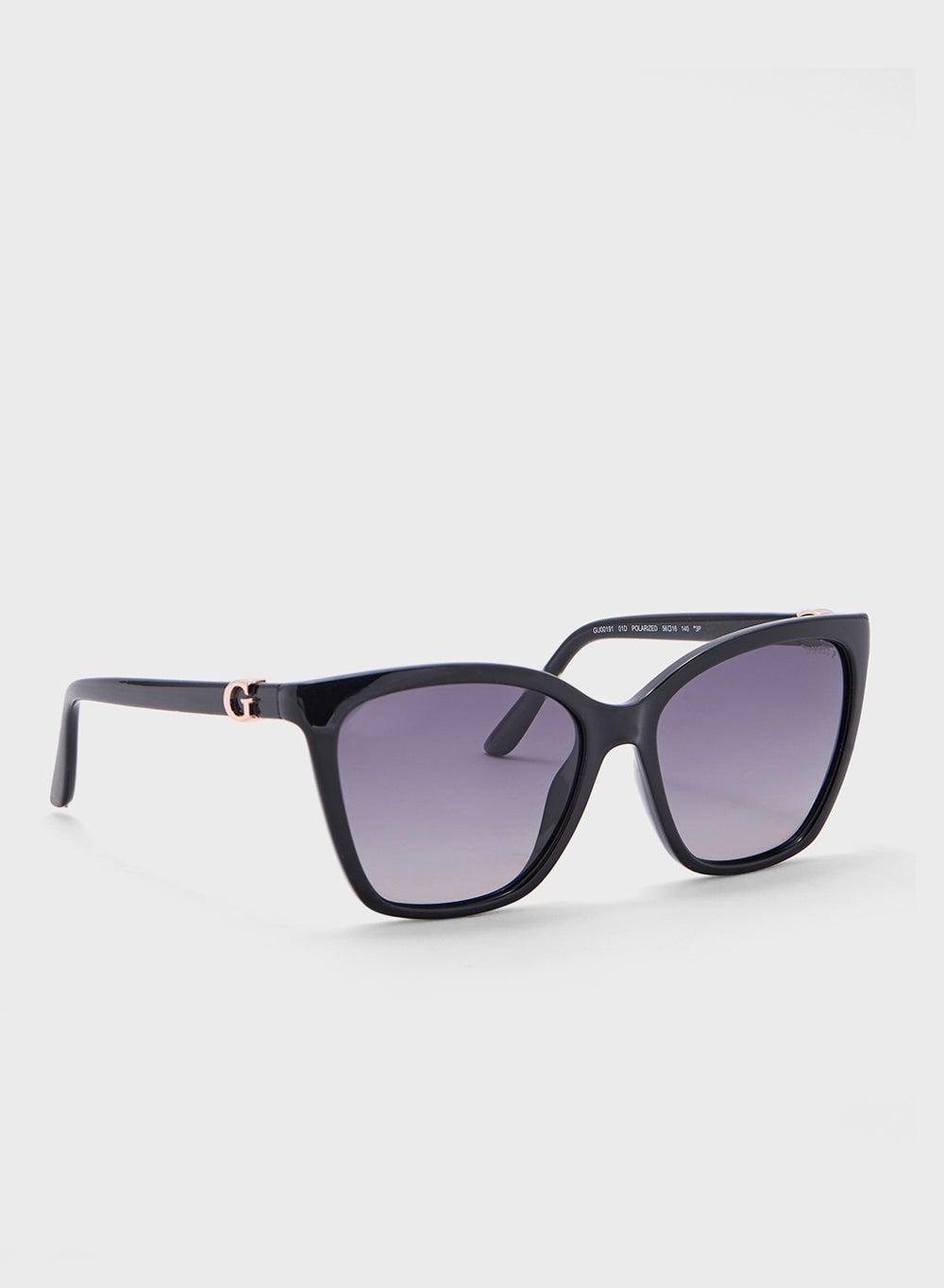 GUESS Chic Rectangle Sunglasses for Stylish Women - Image 1
