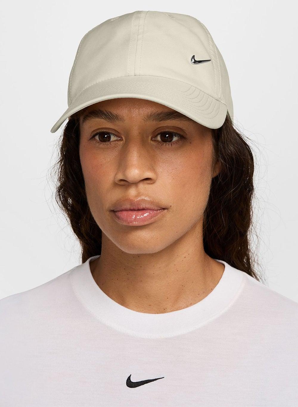 Nike Dri-Fit Club Cap: Style Meets Comfort - Image 1