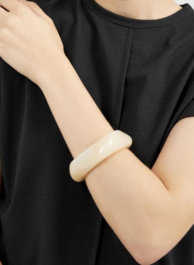 Styli Tortoiseshell Chunky Bangle – Elegance for Every Occasion - Image 1