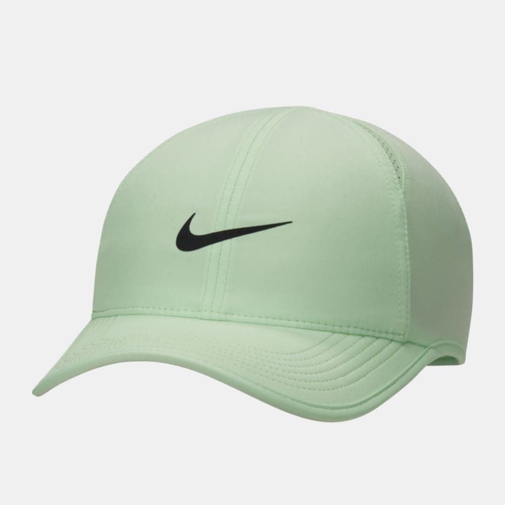 Nike Dri-FIT Featherlight Club Cap: Elegance Meets Comfort - Image 1