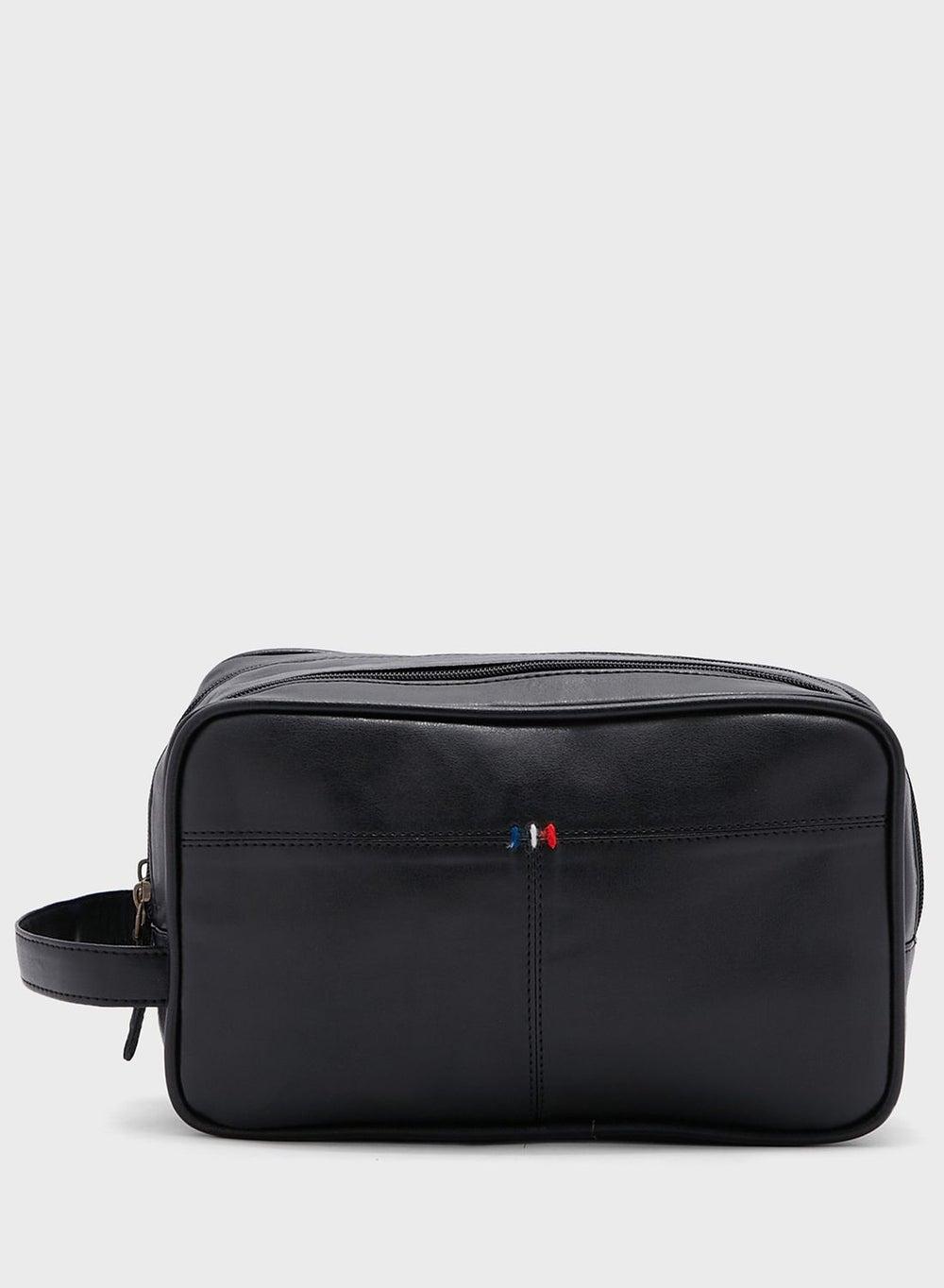 Seventy Five Essential Wash Bag: Stylish Men's Companion - Image 1