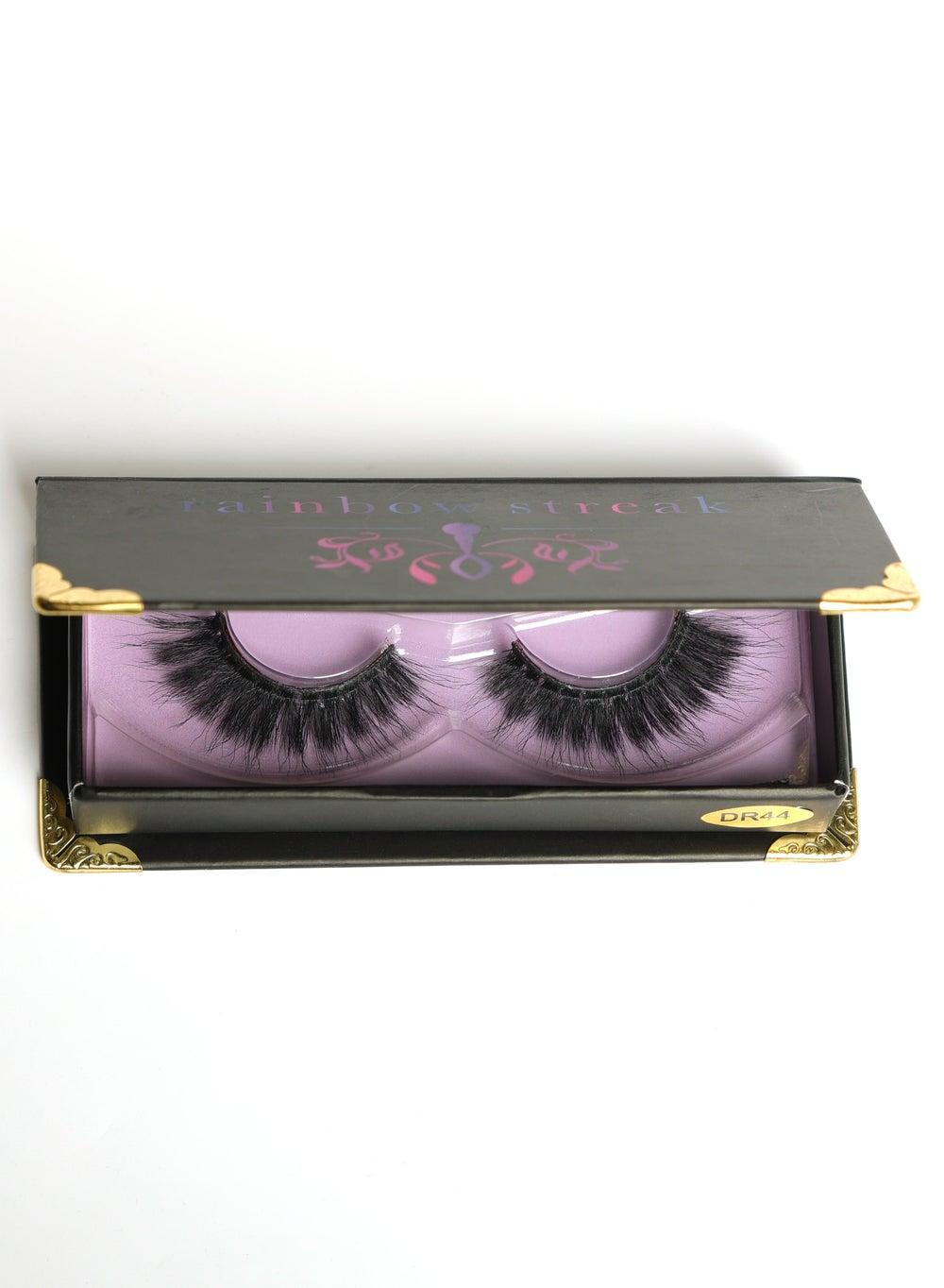 Rainbow Streak Faux Mink Lashes: Wispy Elegance for Daily Wear - Image 1