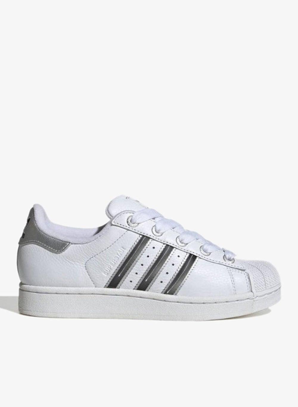 Superstar II: Elegant Low-Top Sneakers for Her - Image 1