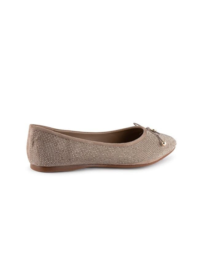 Vi20430270 Grey Ballerina Elegance: Sleek Pointed Toe Flats - Image 1