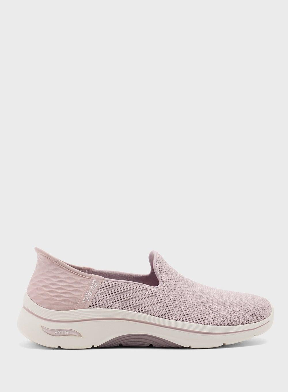 Go Walk Arch Fit 2.0 Delara - Elegance in Every Step - Image 1