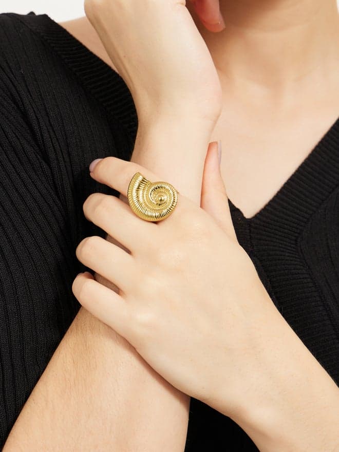 Styli Snail Design Elegant Ring - Feminine Chic - Image 1