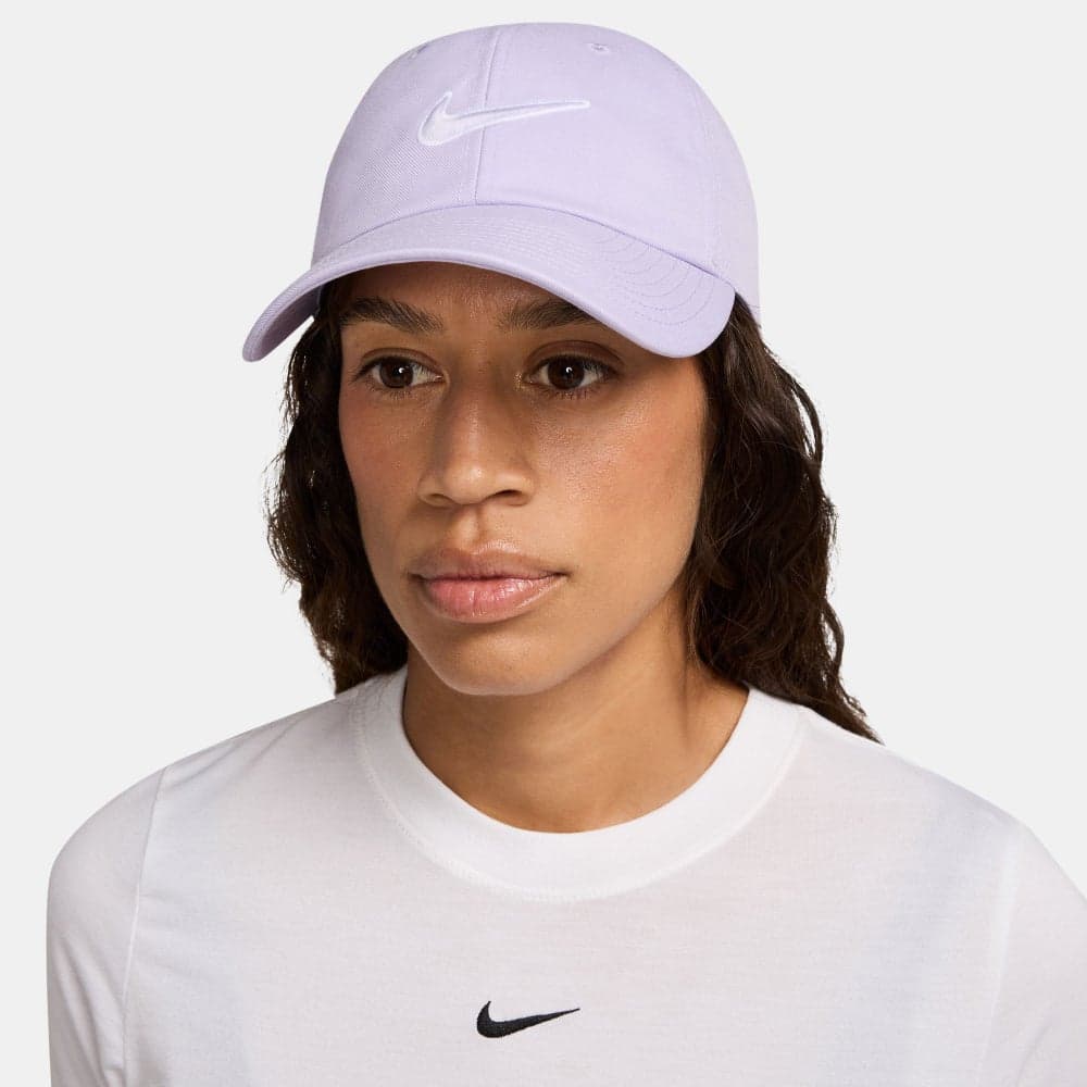 Nike Men's Club Swoosh Cap: Unstructured Elegance - Image 1