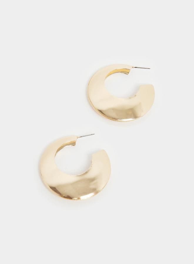 Elegant Styli Hoop Earrings for Sophisticated Women - Image 1