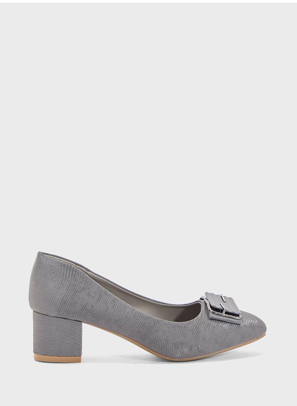 Ol321 11 Elegant Low Block Heeled Pumps in Khaki - Image 1