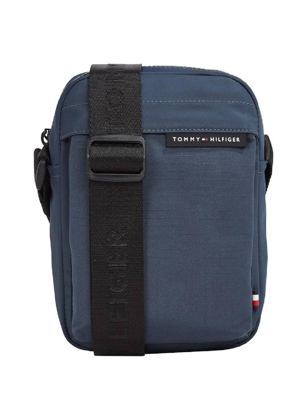 TOMMY HILFIGER Element Mini Reporter: Stylish Utility in Blue - Image 1