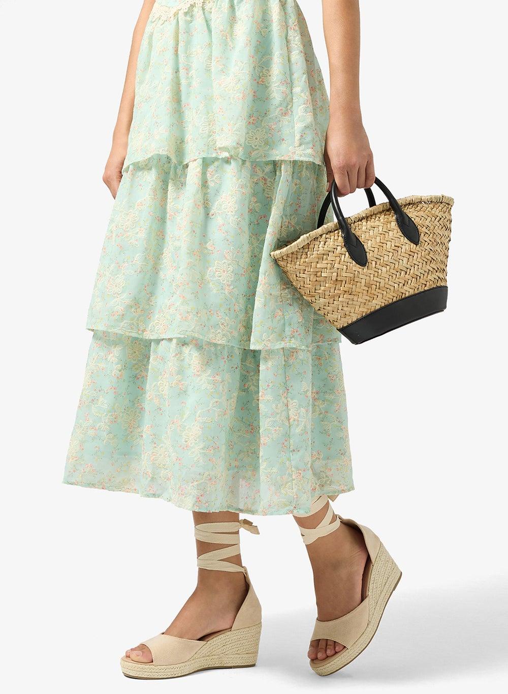 Elevate Your Style with Beige Wedge Sandals Xz256080 - Image 1