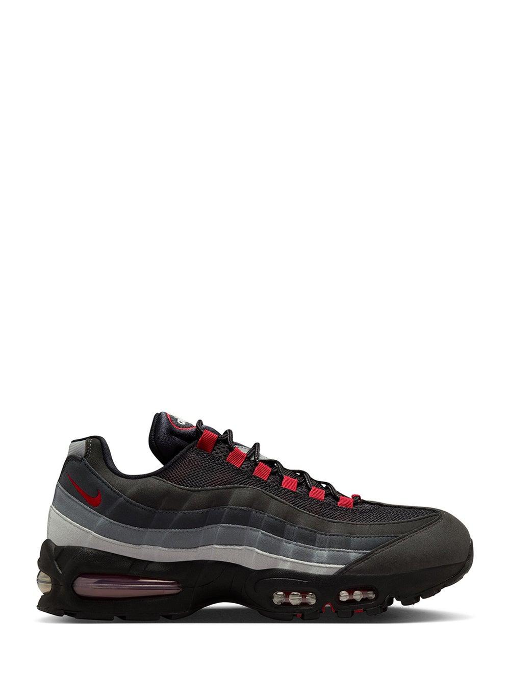 Air Max 95 Lfc: Sophistication Meets Sporty Style - Image 1