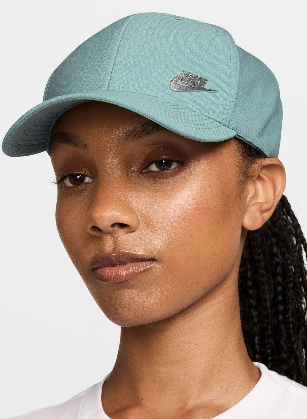 Nike Club Unstructured Futura Wash Cap: Timeless Style - Image 1