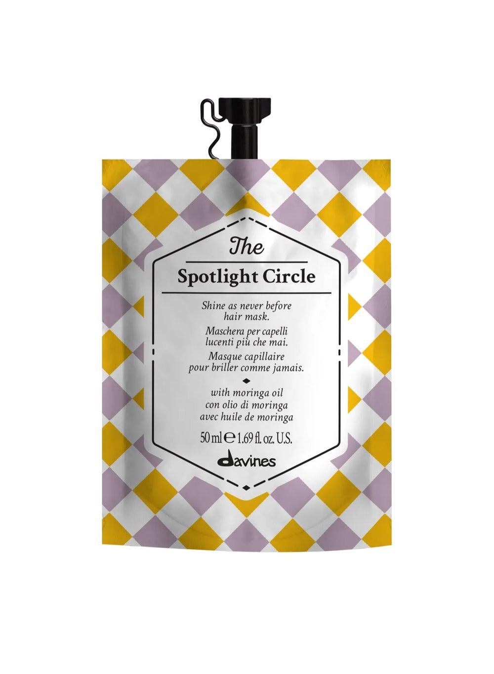 The Spotlight Circle: Luxurious Shine-Enhancing Hair Mask - Image 1
