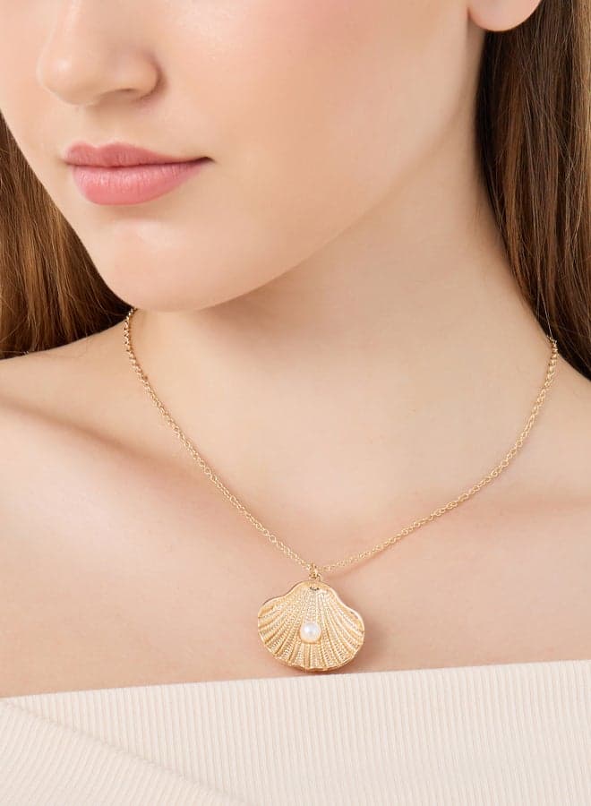 Styli Shell Pendant Necklace with Elegant Faux Pearl Detail - Image 1