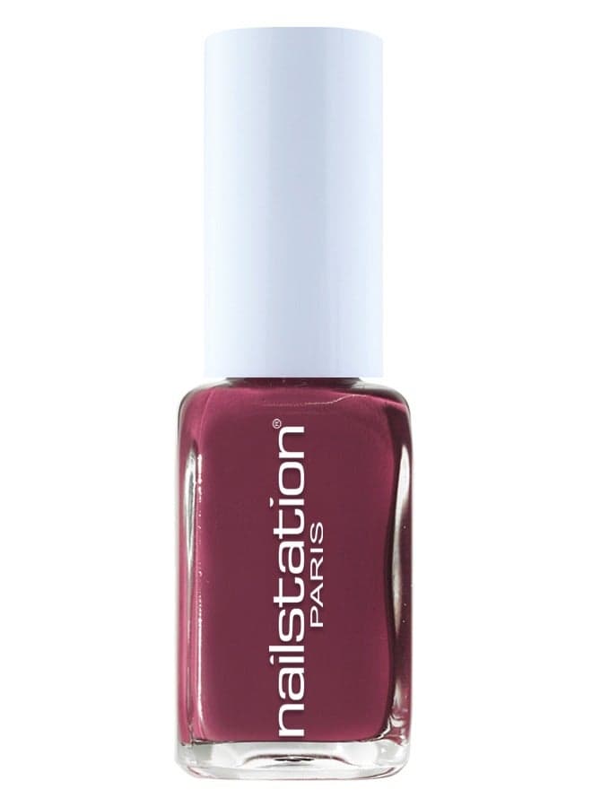 Glossy Mulberries Nail Polish - Luxurious Shine & Lasting Wear - Image 1