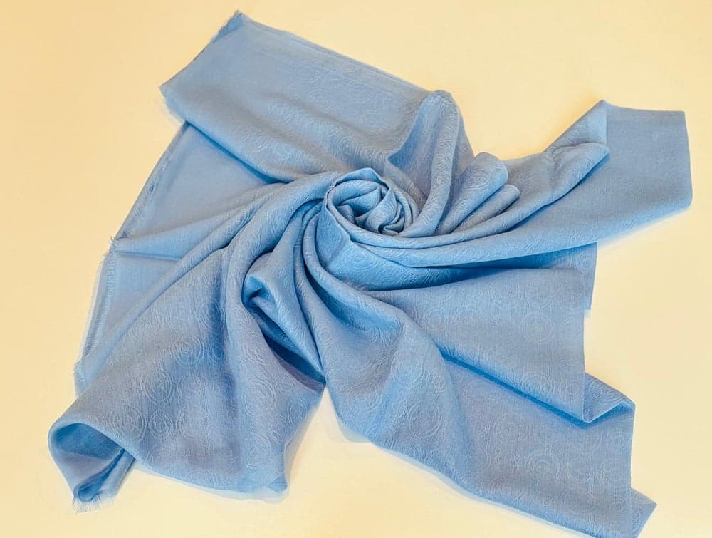 MIZALLE Elegant Logo Shawl for Women - Sophistication & Style - Image 1