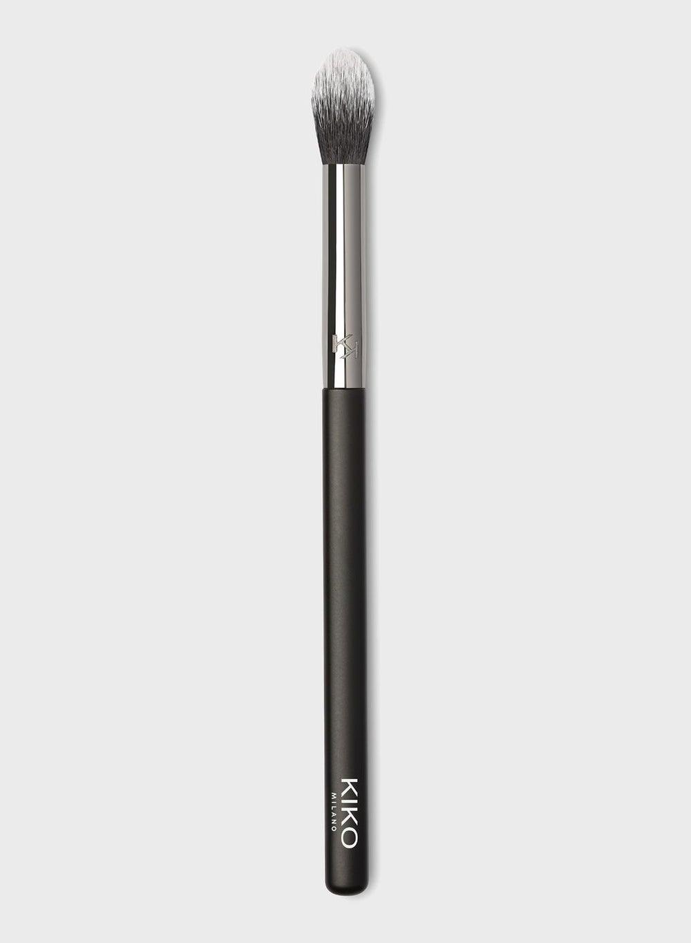KIKO Milano Eyes 66 Precision Blend Brush - Image 1