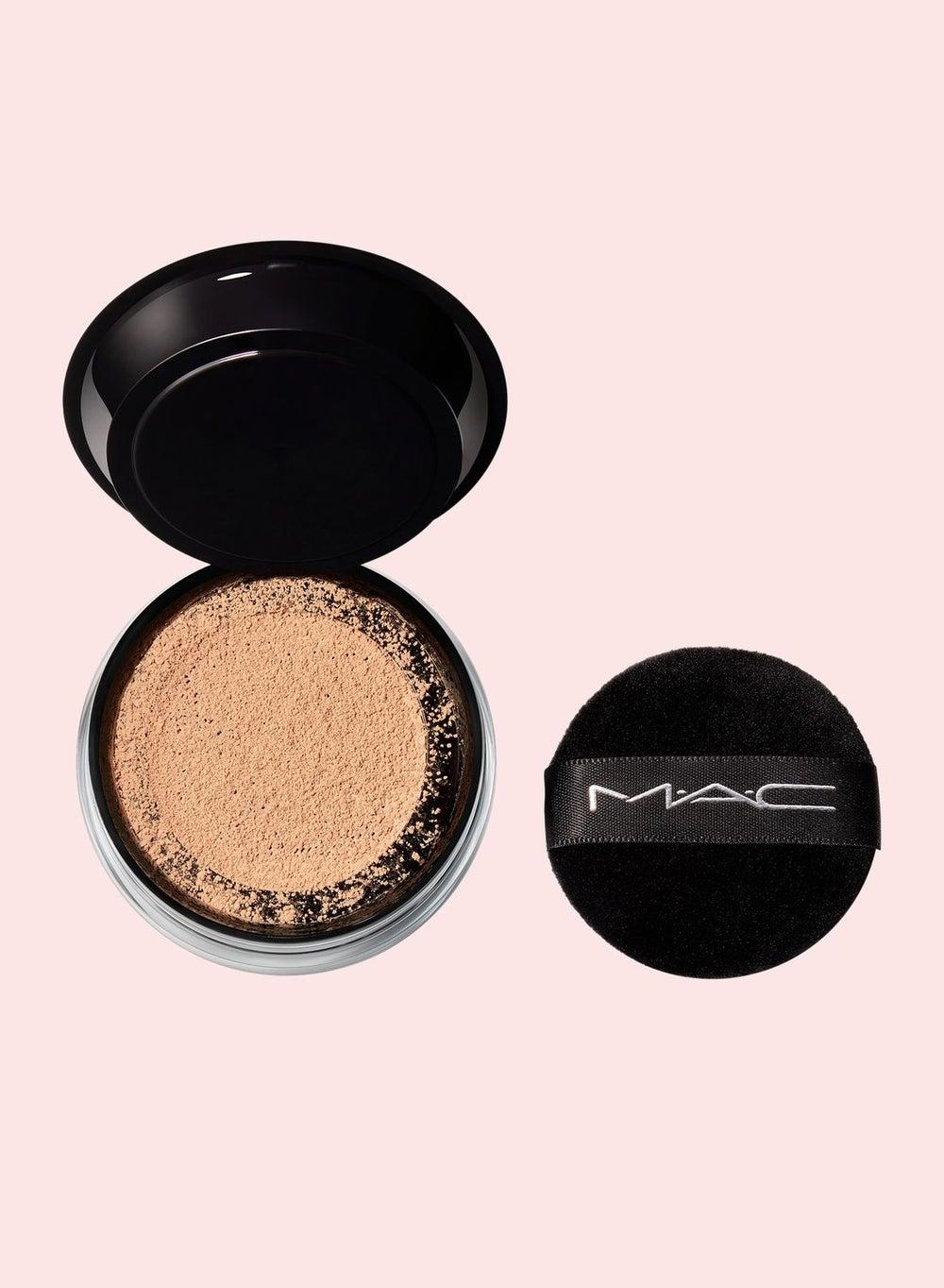 Studio Fix Micro Veil Powder - Medium: Ultra-light Setting Magic - Image 1