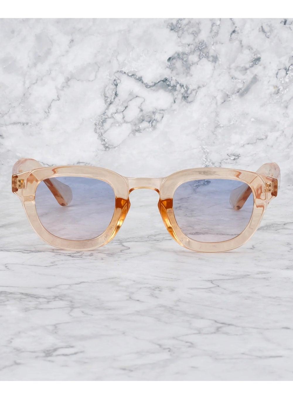 Explicit Poets 5EP6 ROBIN Champagne - Chic Gradient Sunglasses - Image 1
