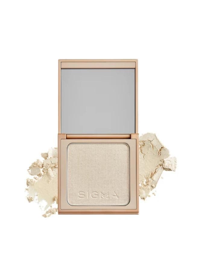 Moonbeam Sigma Beauty Highlighter - Luminous Glow - Image 1