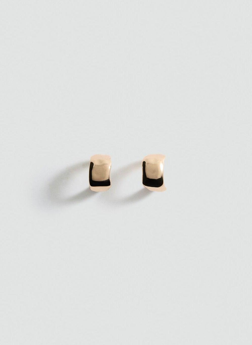 MANGO Chic Twisted Hoop Earrings - Everyday Elegance - Image 1