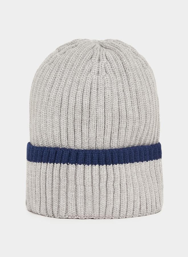 Styli Contrast Knit Beanie: Sleek Winter Style for Men - Image 1