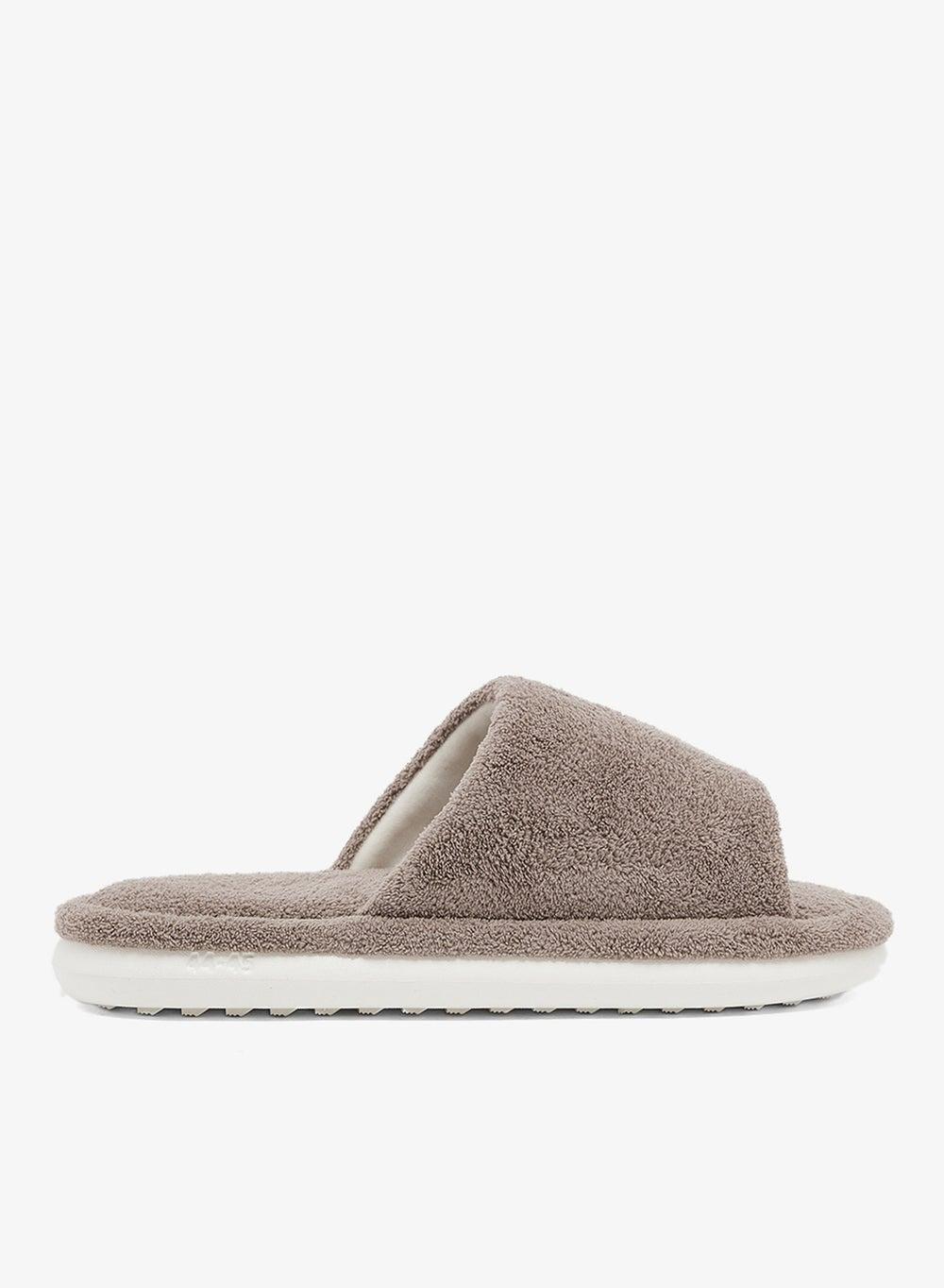 Luxurious Mslp25822 Brown Bedroom Slippers for Men - Image 1