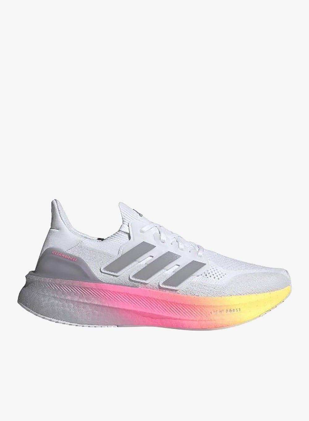 Ultraboost 5 White: Elite Low-Top Running Experience - Image 1