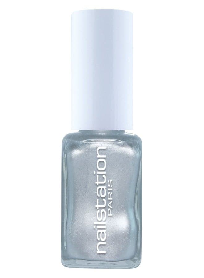 Glossy Platinum Nail Polish - High Shine, Long-Last - Image 1