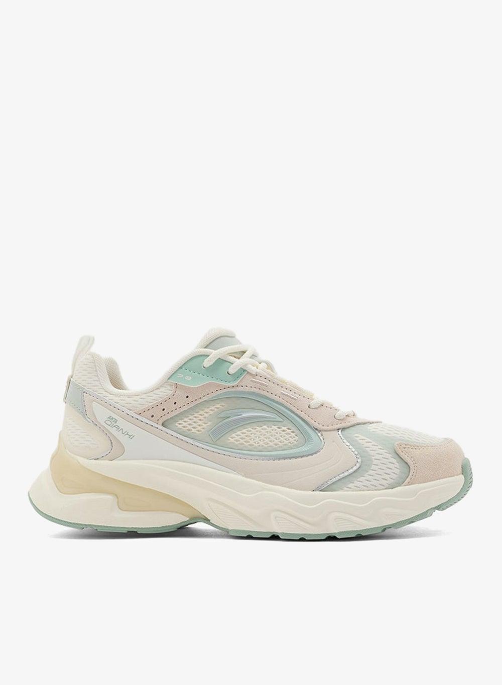 Millennium 7.0 Chic Beige Low-Top Sneakers for Her - Image 1