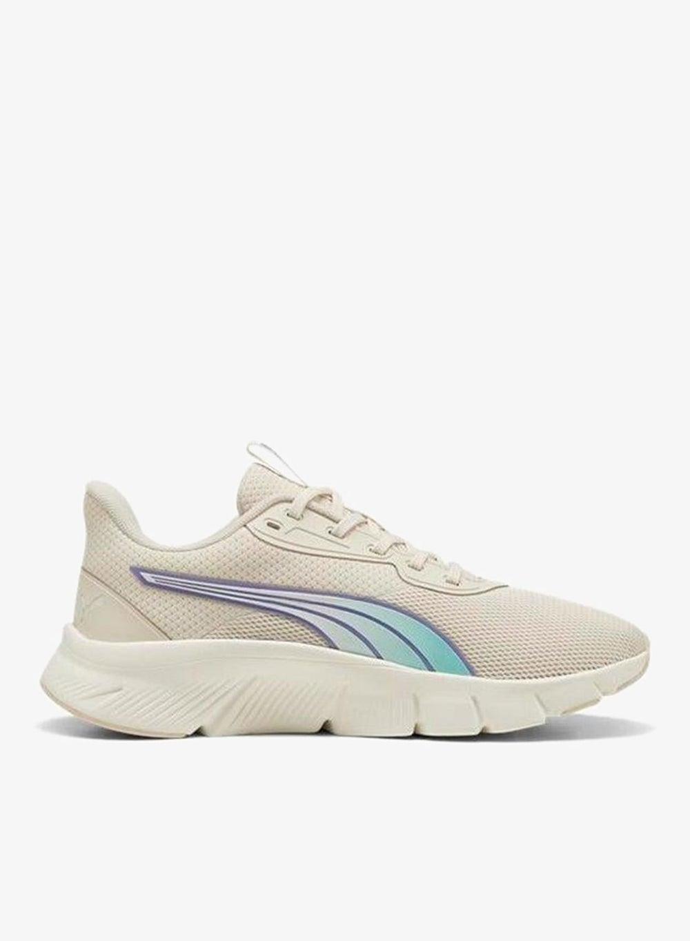PUMA Flexfocus Lite Modern: Elegance Meets Athleticism - Image 1