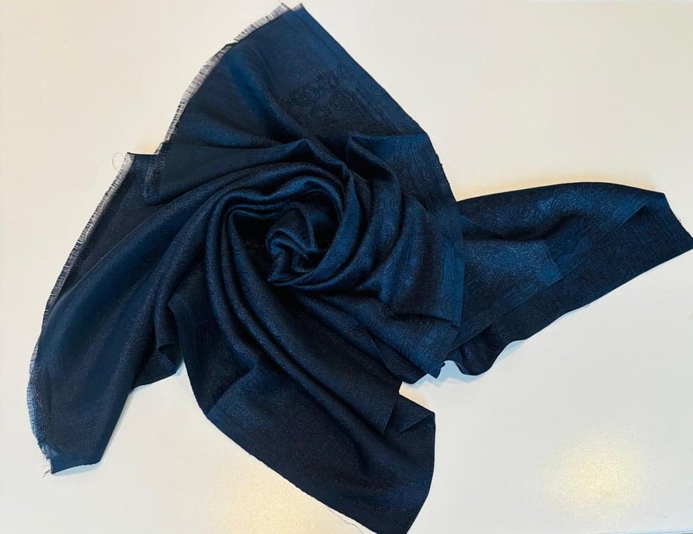 MIZALLE Elegant Logo Shawl - A Touch of Class for Women - Image 1