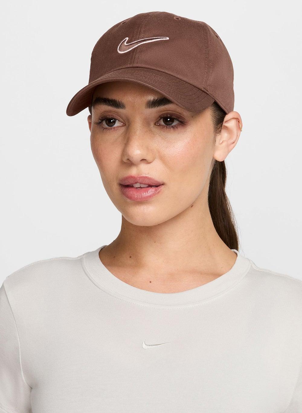Nike Swoosh Club Cap: Elegant Comfort Meets Style - Image 1