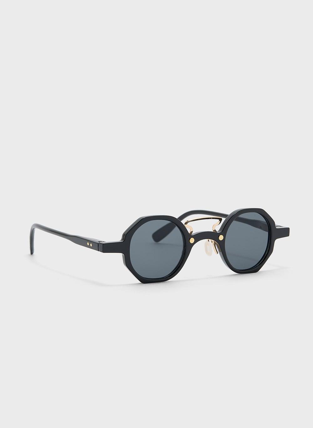 Seventy Five Hexagone Casual Elegance Sunglasses for Men - Image 1