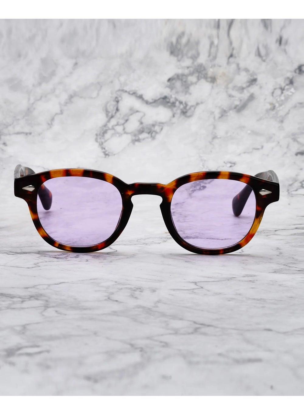 Explicit Poets JOHNNY TORTOISE - Elegance in Shades - Image 1