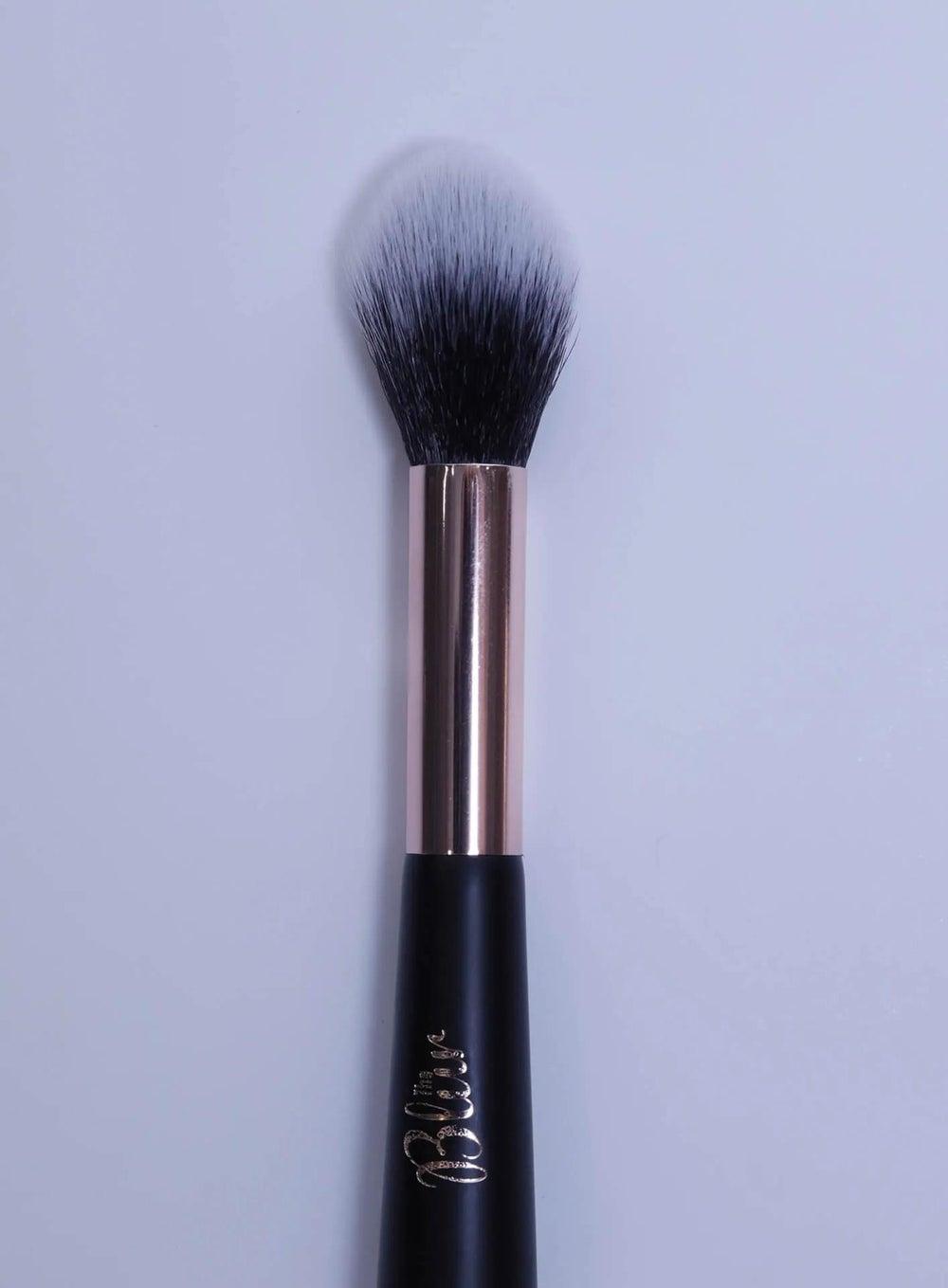 Brush the Blur 111200194: Luxe Precision Makeup Brushes - Image 1