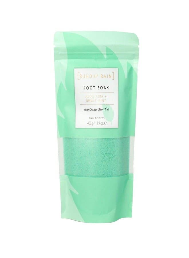 Sunday Rain Aloe & Sweet Mint Luxe Foot Soak - Image 1
