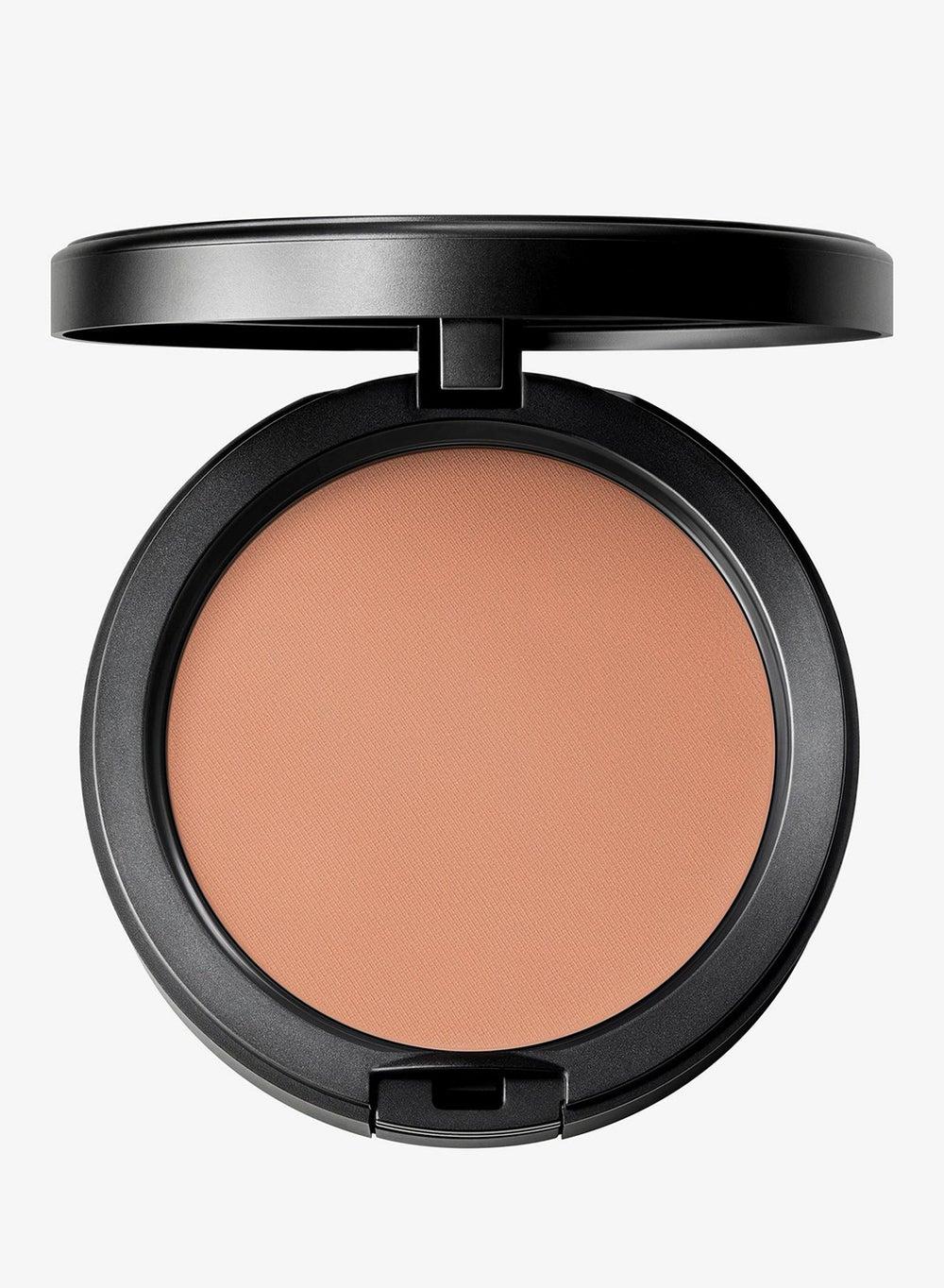 Studio Fix Blur-Matte Foundation NW25 - Oil Control 24H - Image 1