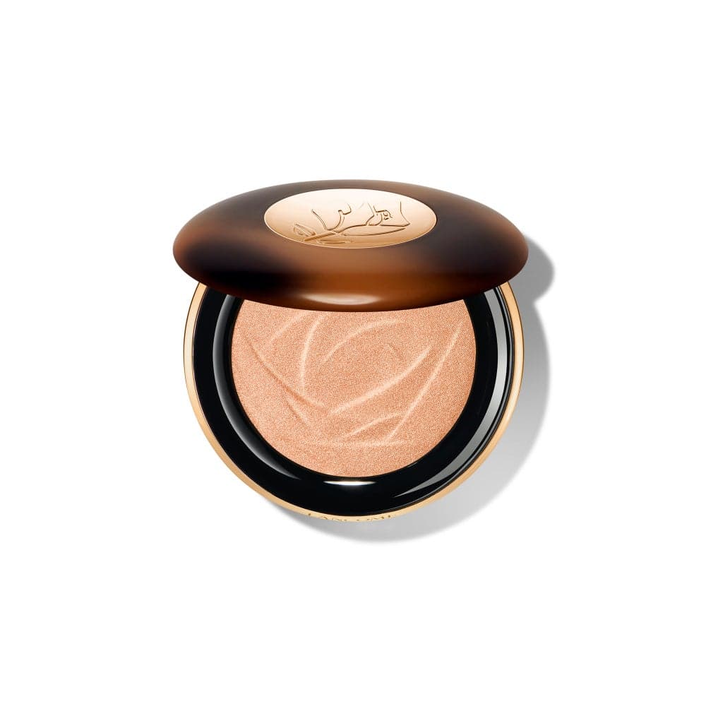 Radiant Glow C.E. Highlighter with Vitamin Infusion - Image 1