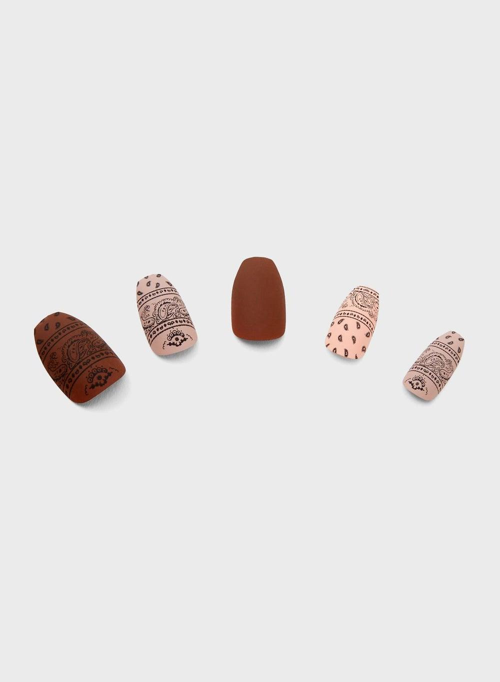Burgundy Bandana Artistry Faux Nails - Image 1