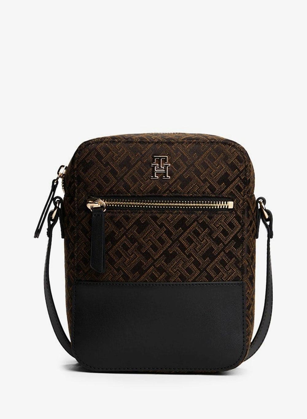 TOMMY HILFIGER Elegance Crossbody - Chic Logo Detail - Image 1