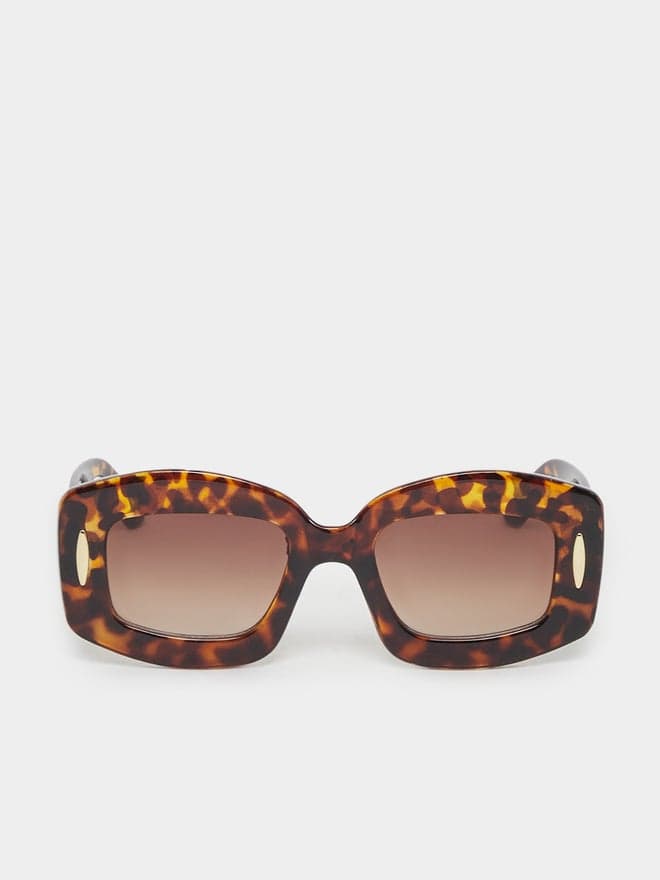 Styli Tortoiseshell Wayfarer Sunglasses - Chic Elegance for Her - Image 1