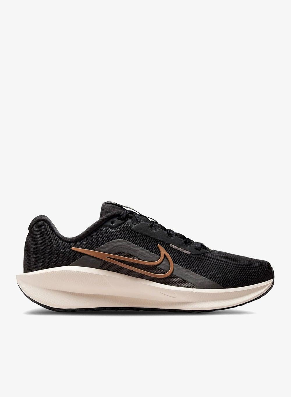 Elegant Nike Downshifter 13 Women's Road Running Shoes - Image 1