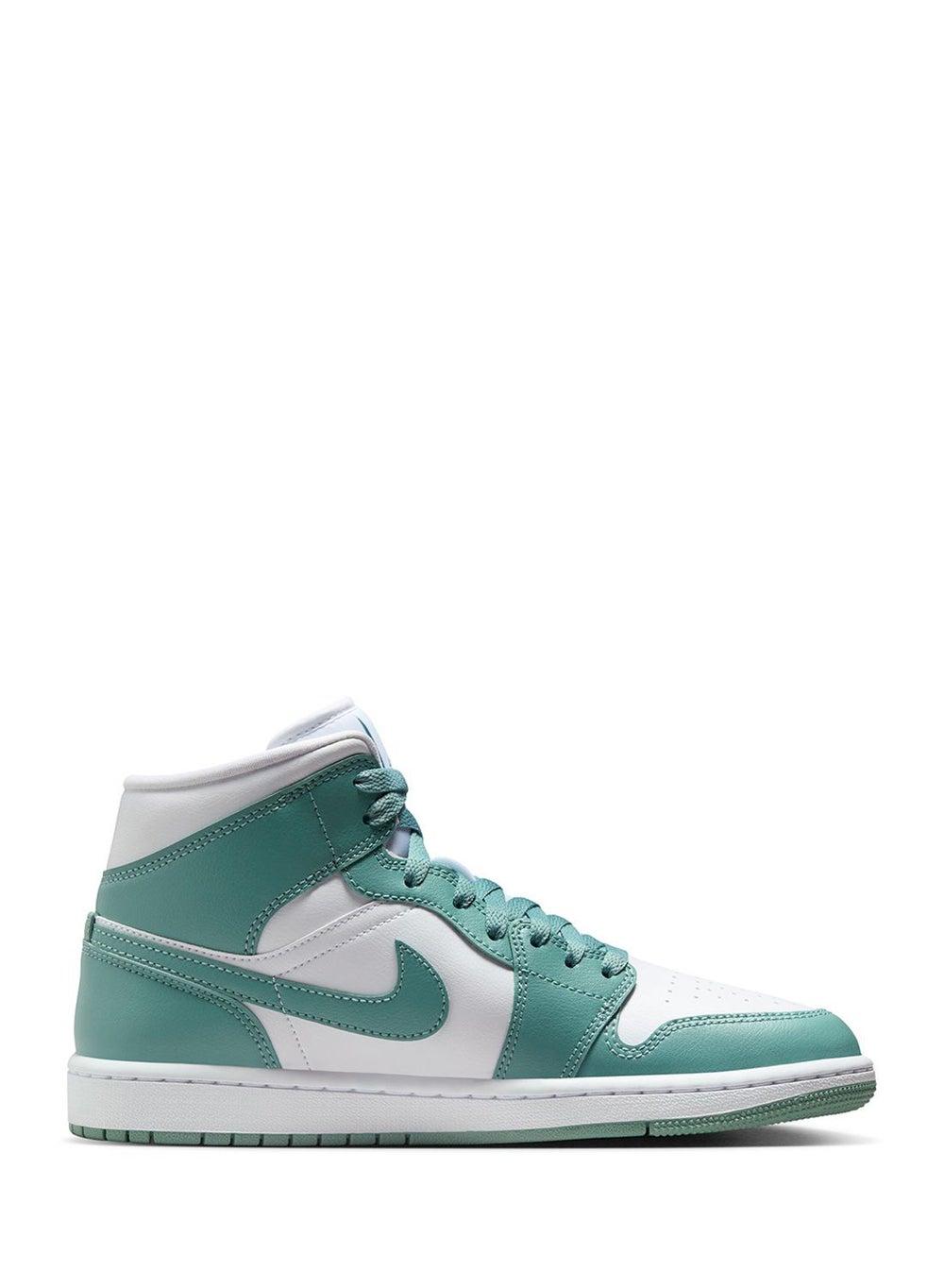 Air Jordan 1 Mid BQ6472 138: Elegance Meets Sport - Image 1