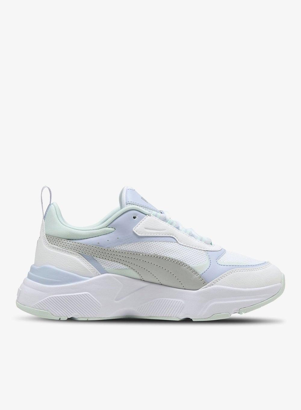 PUMA Cassia Women's Low-Top Sneakers: Sleek and Stylish - Image 1