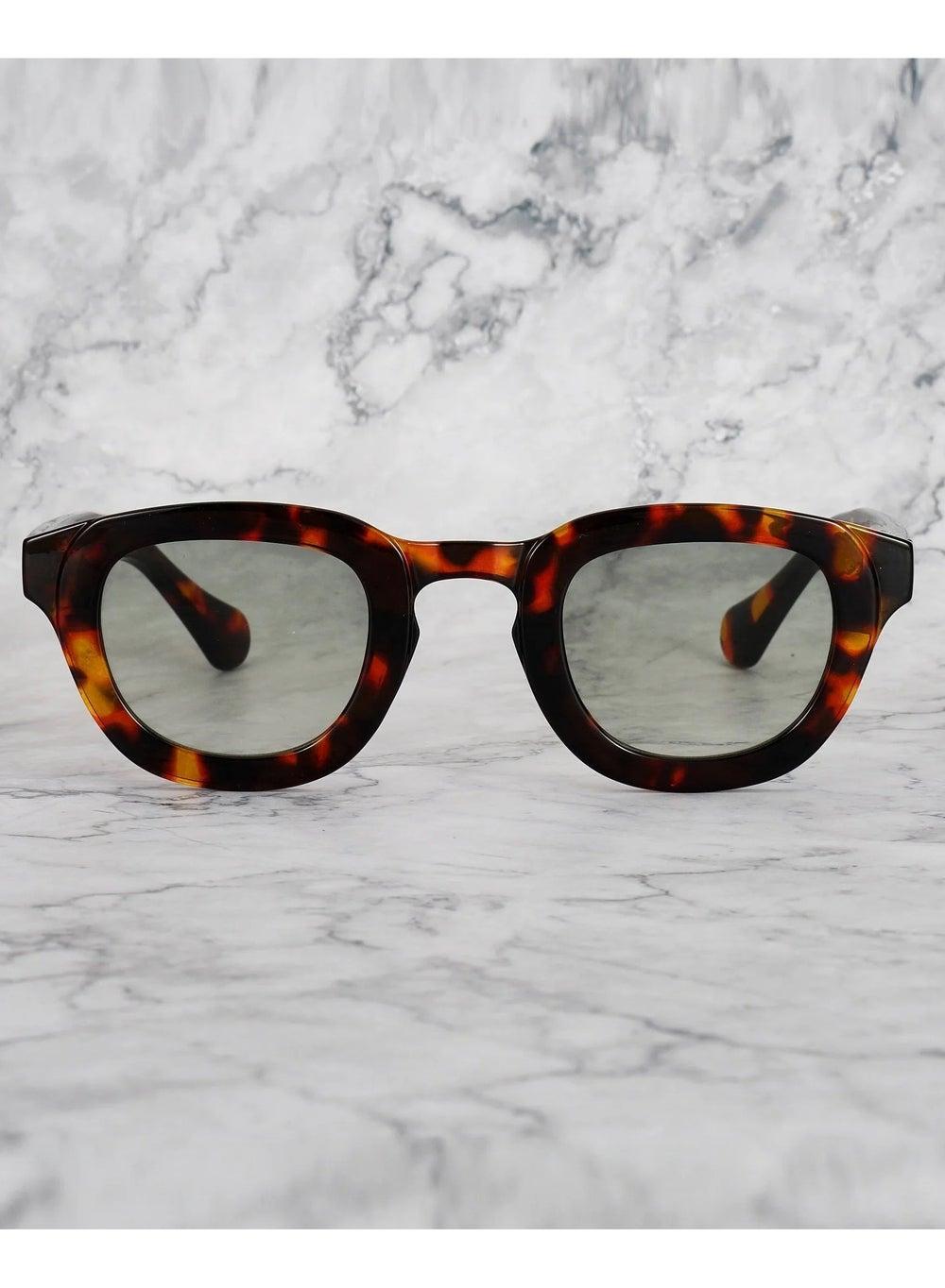Explicit Poets ROBIN Tortoise Gradient Green Sunglasses 5EP10 - Image 1