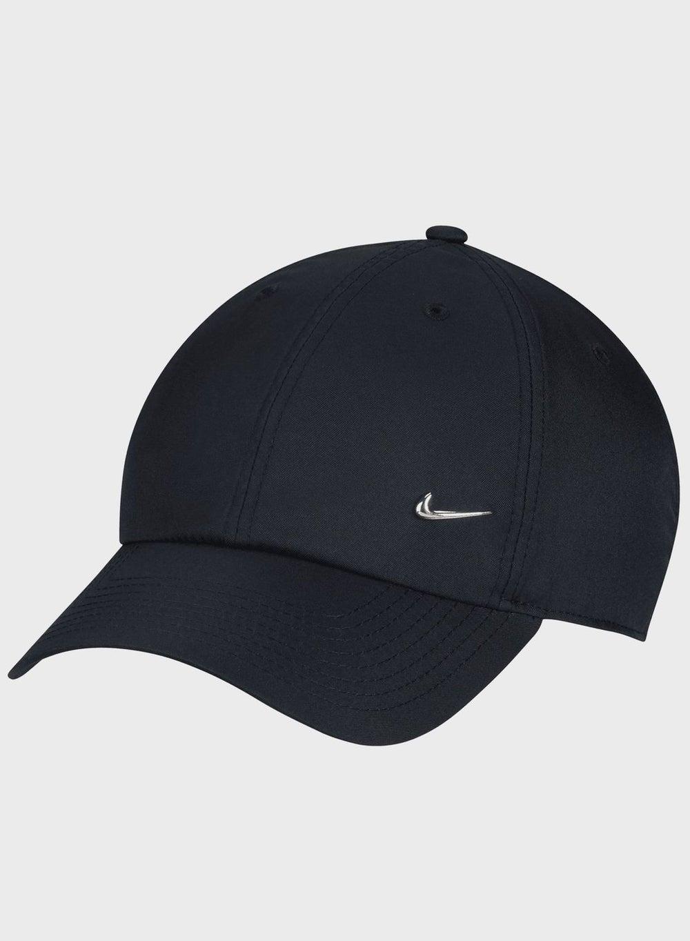 Nike Dri-Fit Club Cap: Style Meets Sport - Image 1