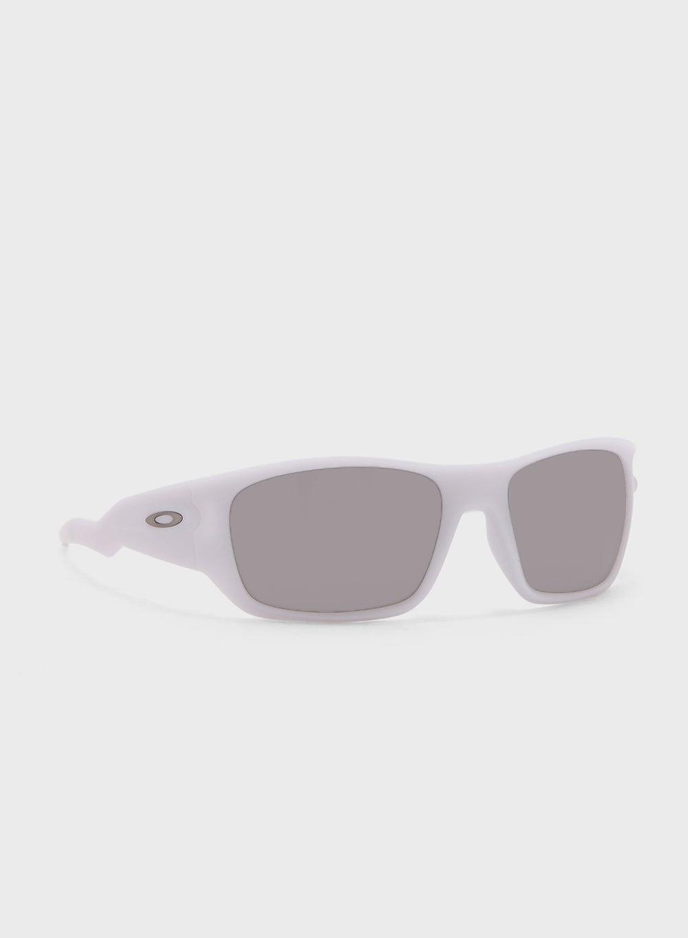 OAKLEY 0Oo9486 Masseter Rectangle Sunglasses for Modern Men - Image 1